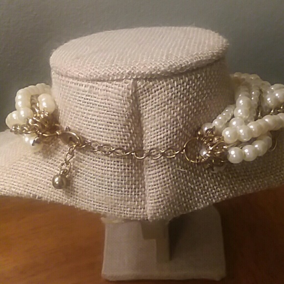 Statement Faux Pearl Gold Tone Twisted Necklace - Picture 2 of 8